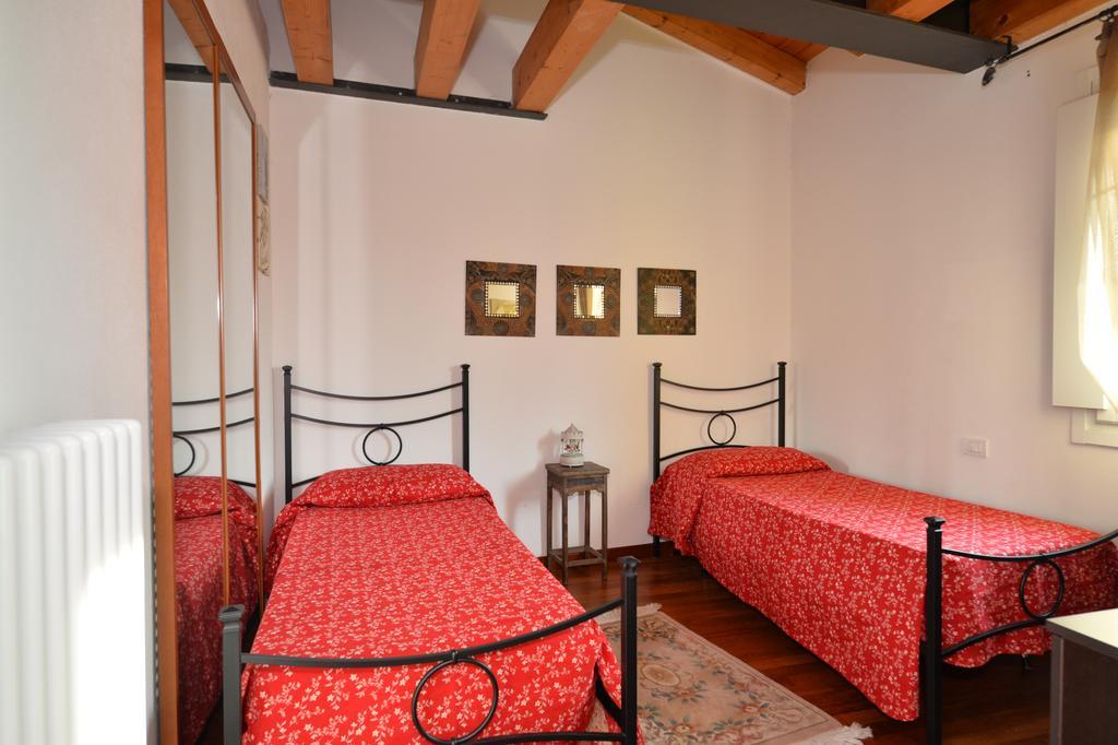 B&B Corte Barbieri Dolcè Extérieur photo
