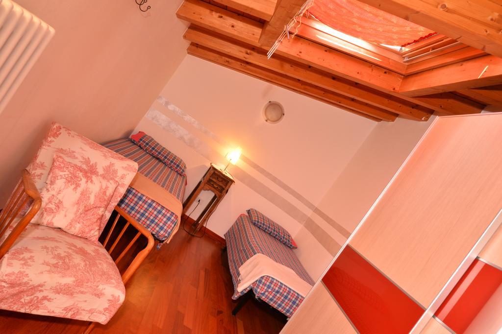 B&B Corte Barbieri Dolcè Extérieur photo